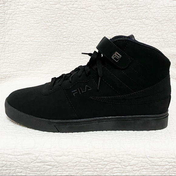 Fila VULC 13 Triple Black - NWT - Picture 1 of 5